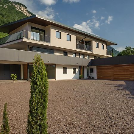 Tholr - Ferienwohnungen - Tramin Termeno Esterno foto