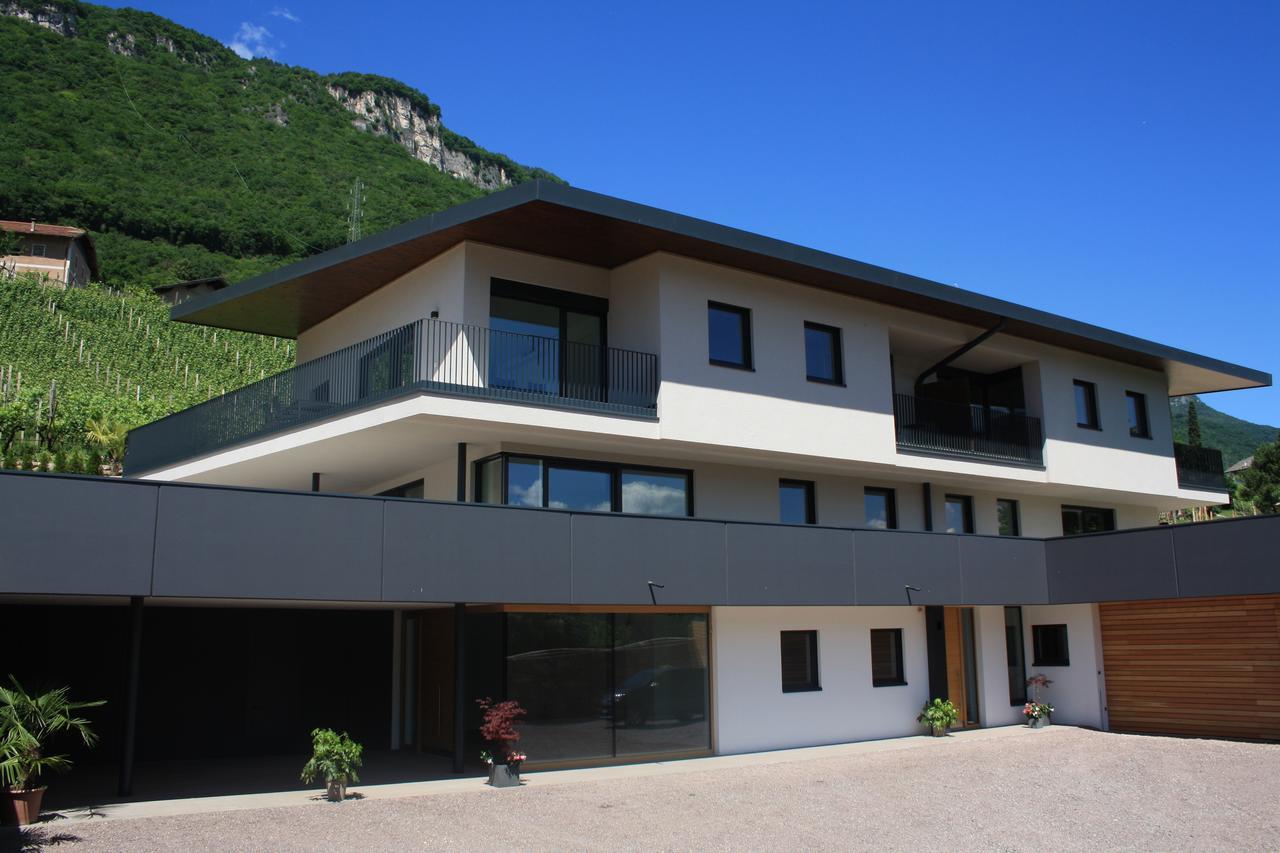 Tholr - Ferienwohnungen - Tramin Termeno Esterno foto