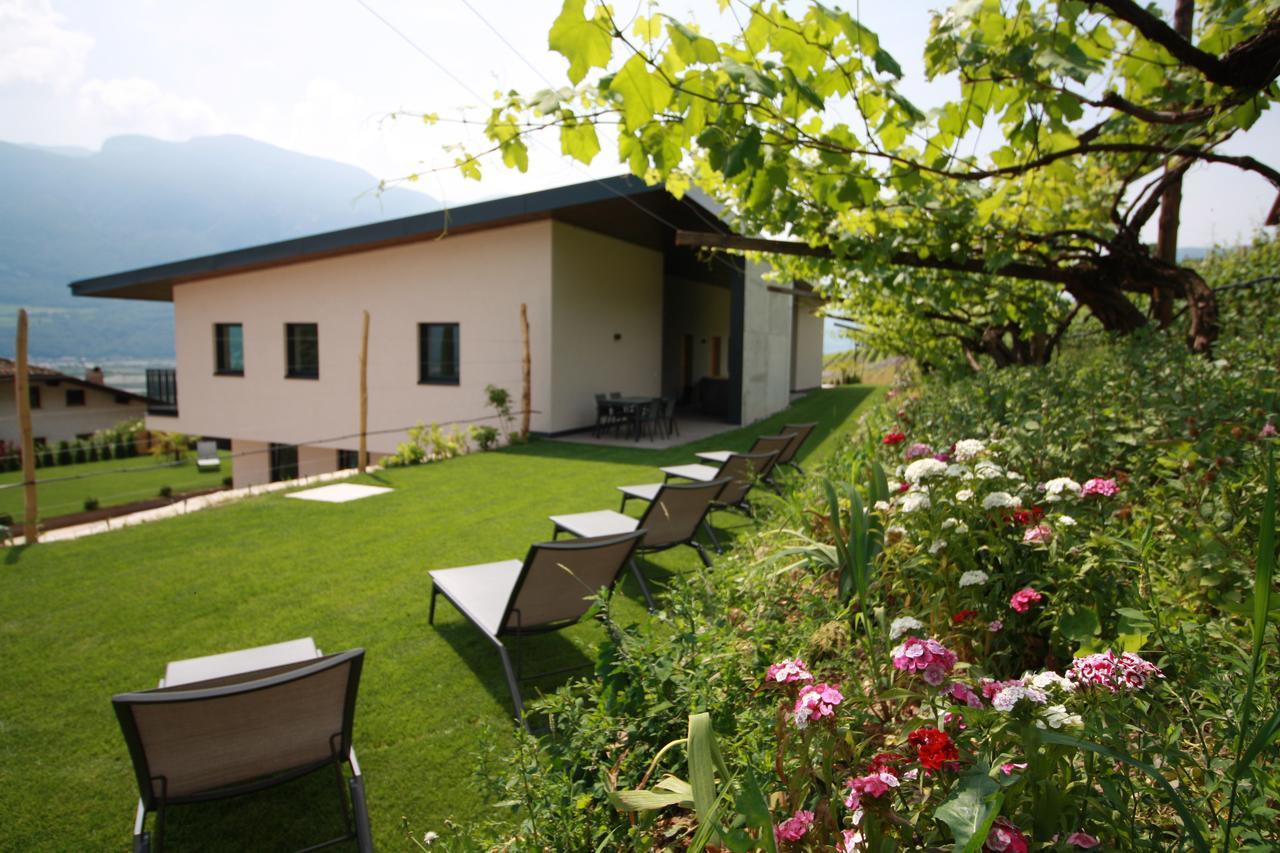 Tholr - Ferienwohnungen - Tramin Termeno Esterno foto